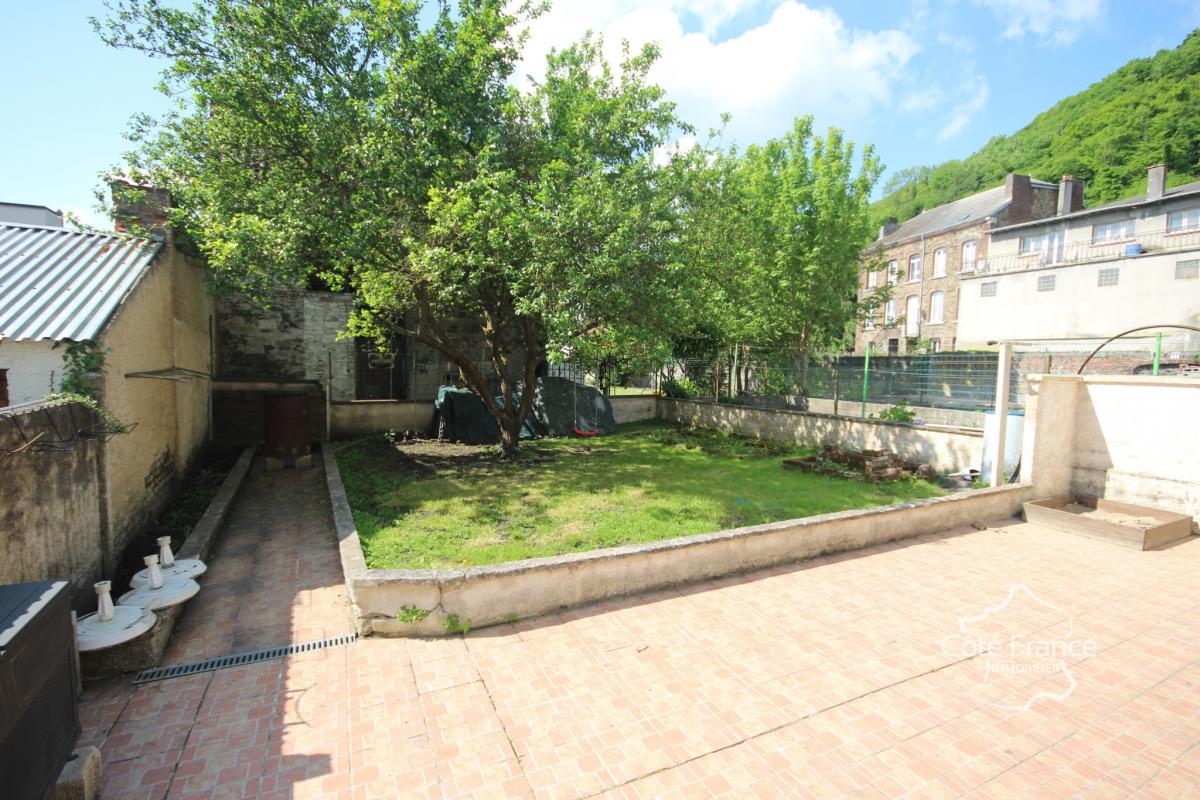 VIREUX grande maison familiale 5 chambres, avec garage et te - Photo 2