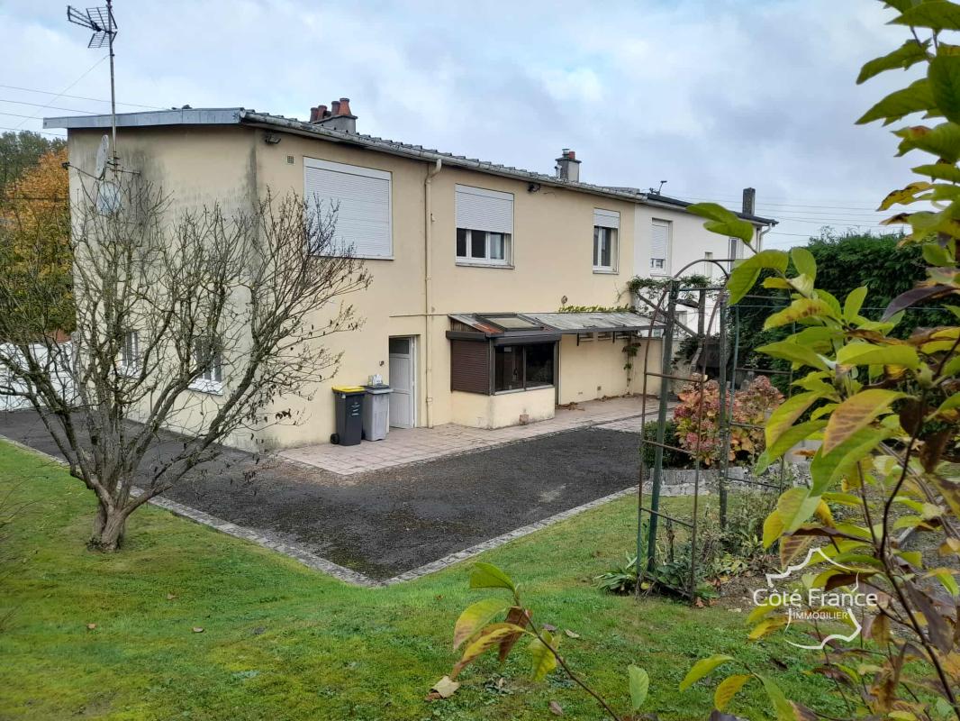 Maison idéalement située, beaux volumes