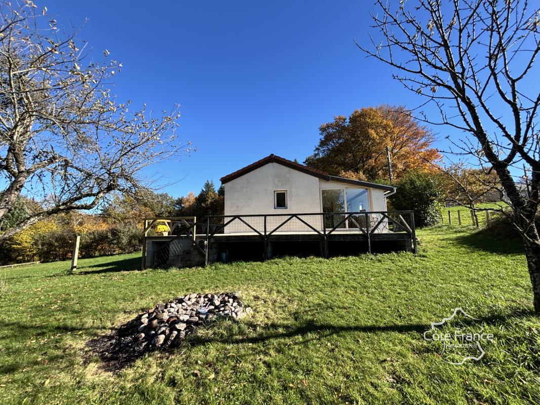 Maison d'été très charmante avec plus de 5 hectares du terra - Photo 2