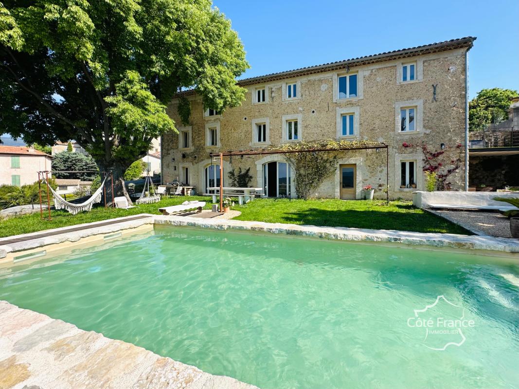 VILLA DE LUXE AVEC PISCINE ET VUE MAGNIFIQUE - Photo 3