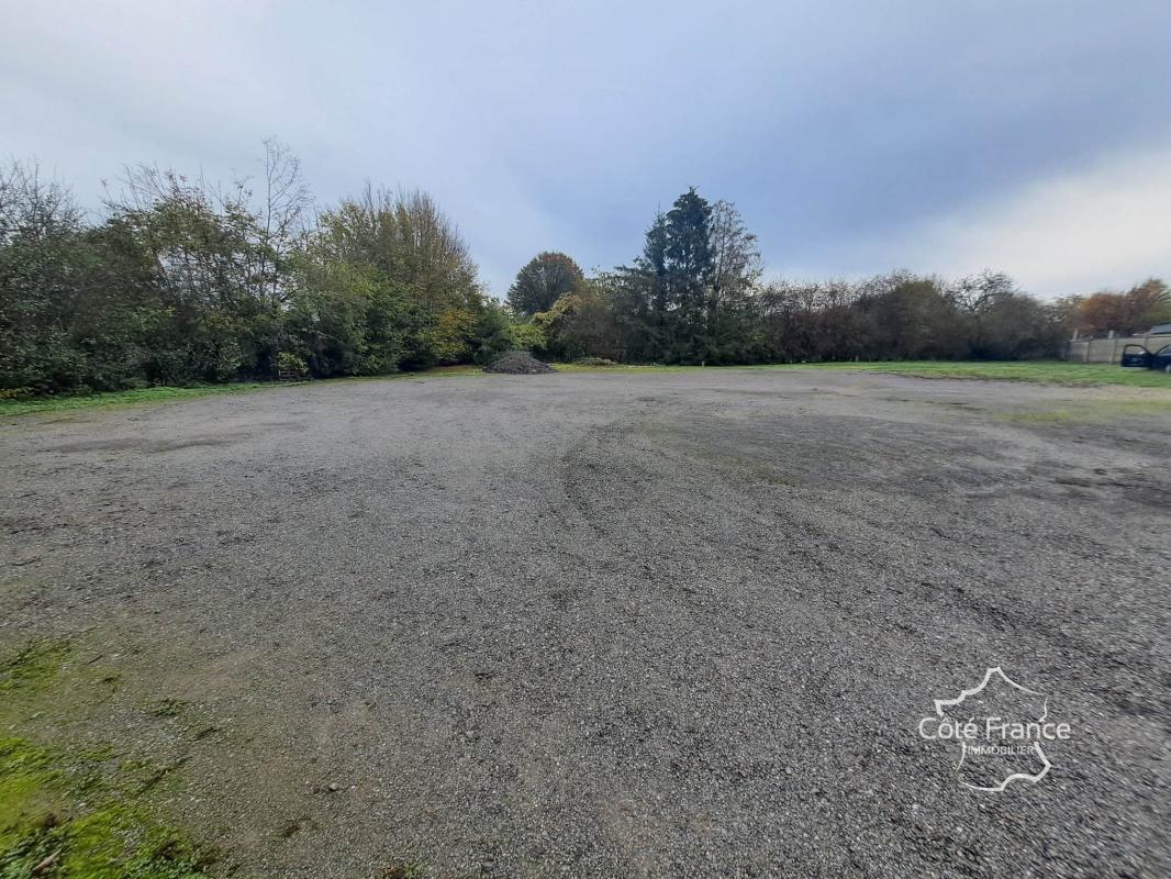 AISNE : Spacieuse maison de plain-pied de 217 m2 avec vaste - Photo 4
