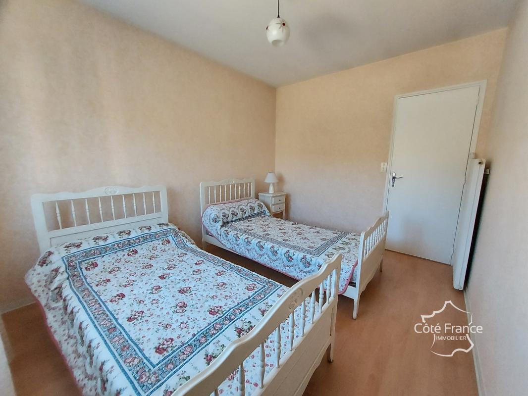Maison 3 chambres, avec grand jardin et piscine - Photo 2