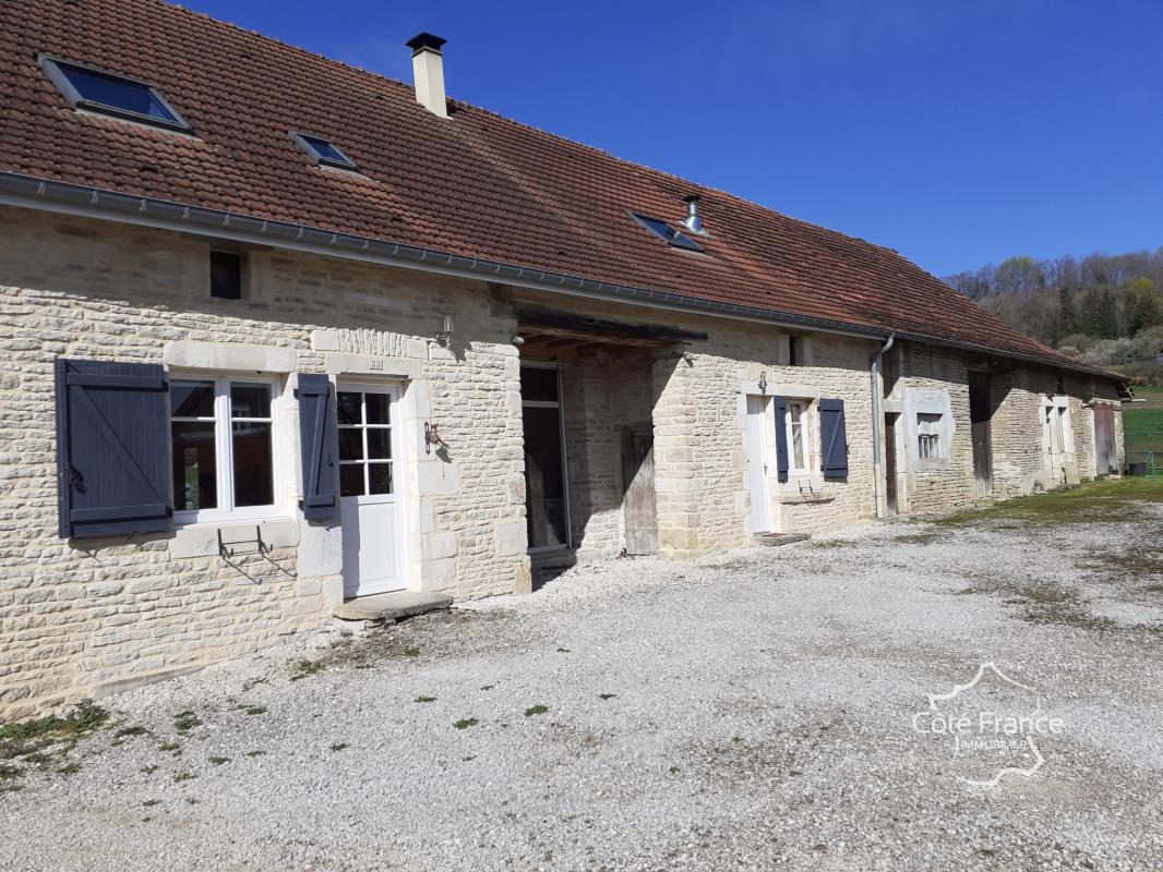 La ferme du château, 8 pièces 224 m2 sur 8084 m2 de terrain - Photo 3