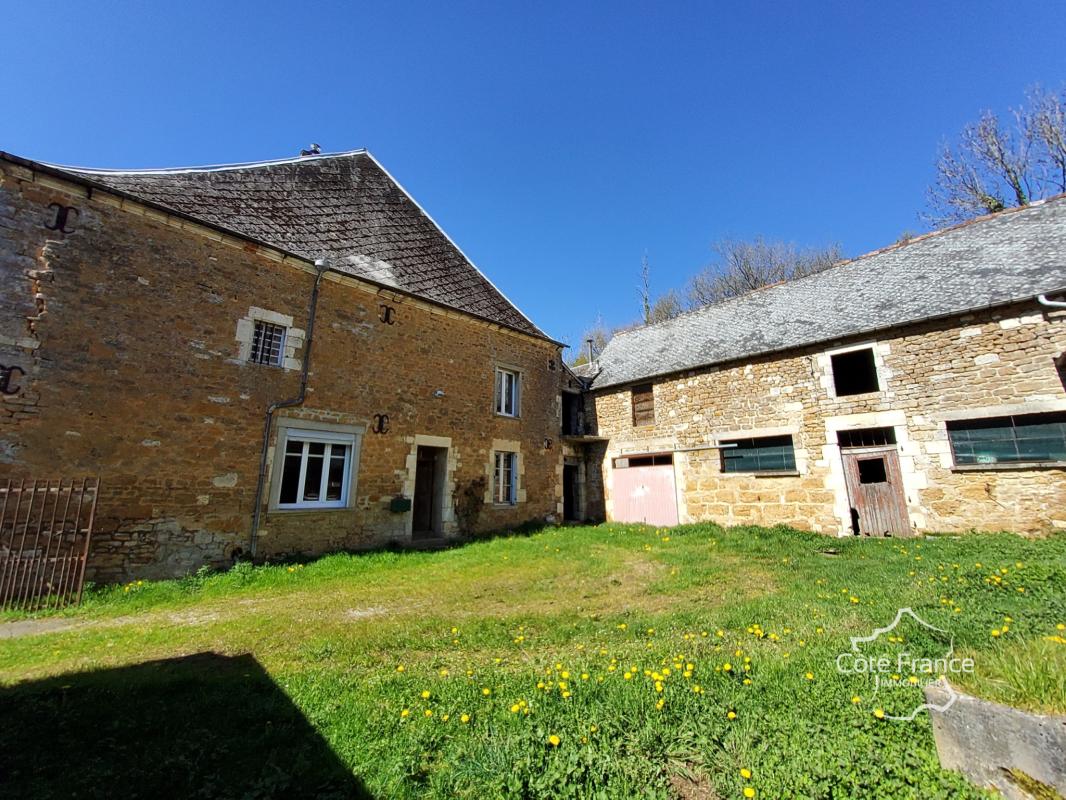 Antheny 08.corps de ferme du XVIIe siècle, quatre chambres - Photo 4