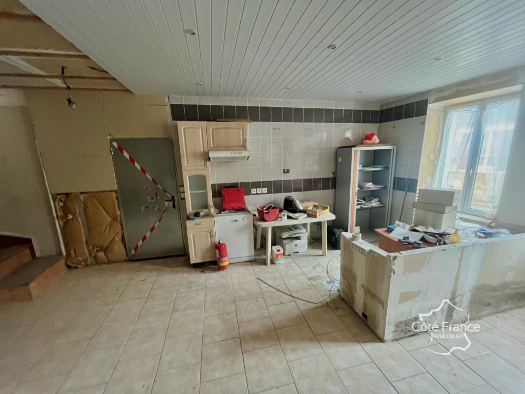 Maison de 3 chambres avec un atelier de 100m2 sur 2 niveaux - Photo 4