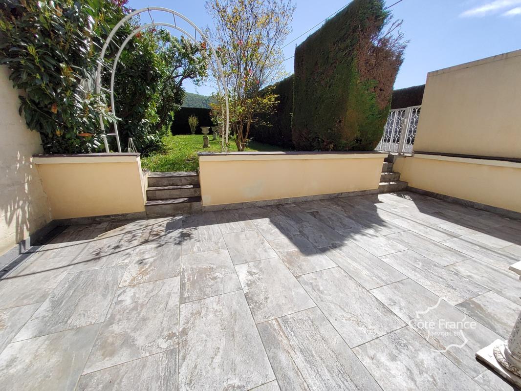 Fumay 08. Maison de caractère de 161,33 m2, quatre chambres - Photo 5