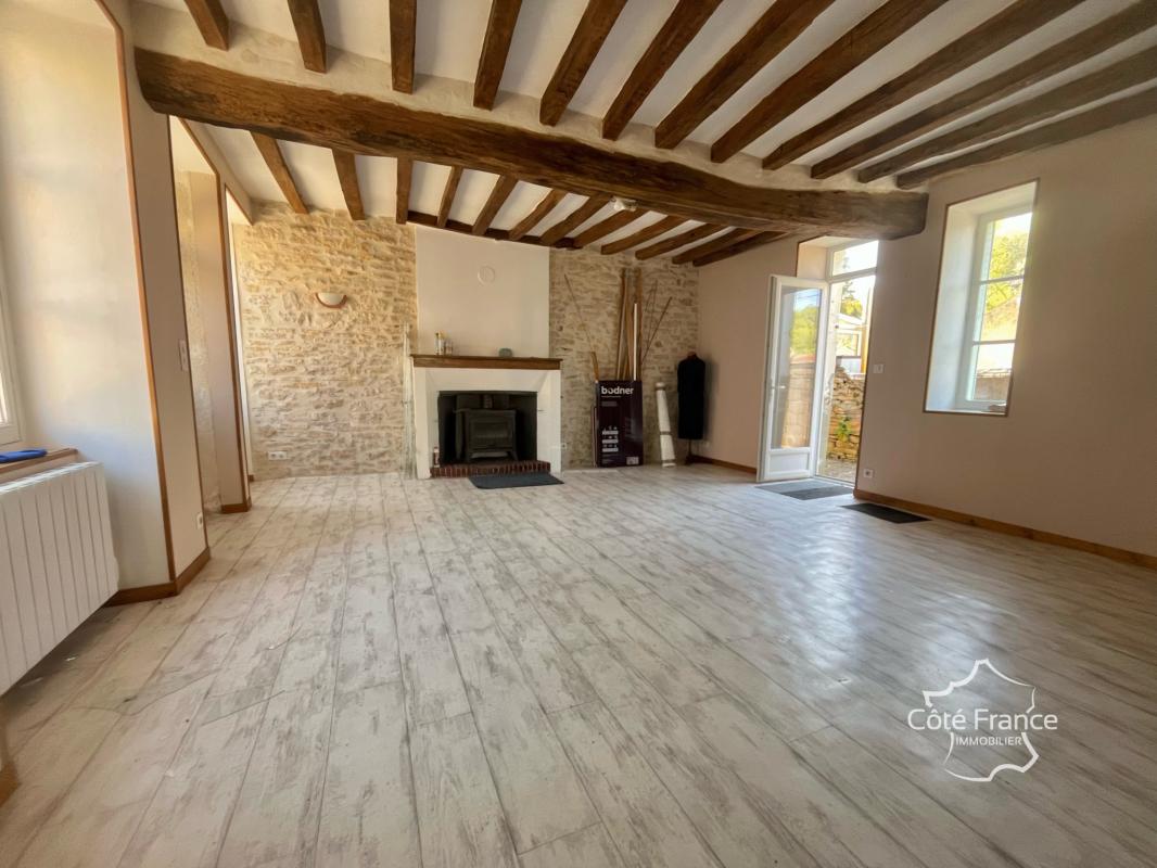 charmante maison de 2 chambres à Chatel-censoir - Photo 2