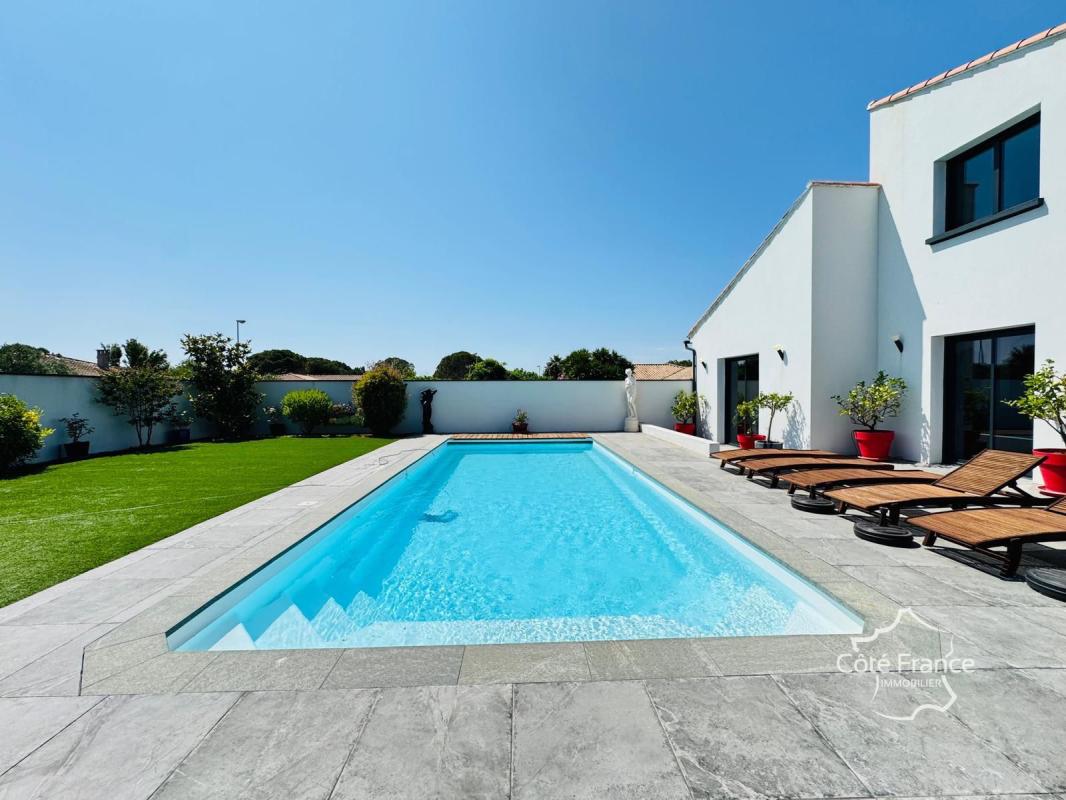 Villa contemporaine d'exception - Photo 3