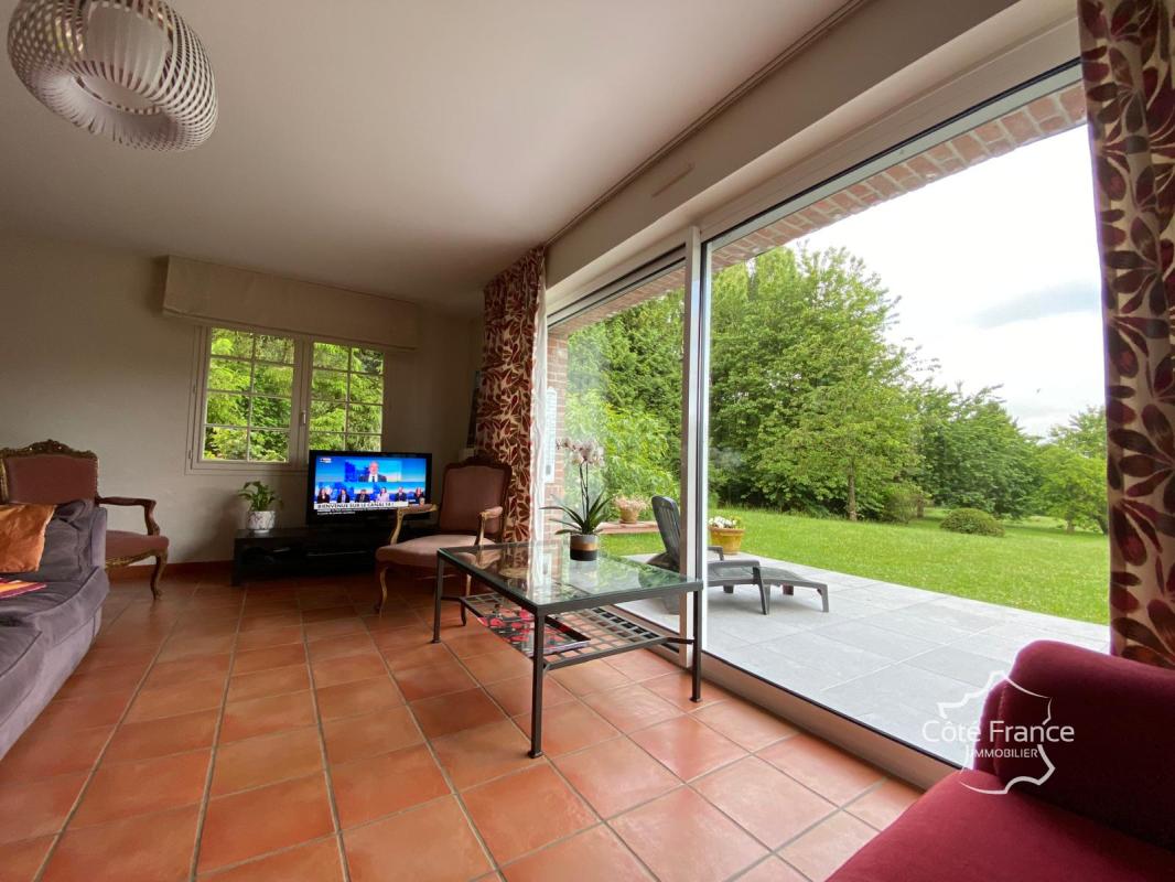 Villa dans un parc paysagé - Photo 4