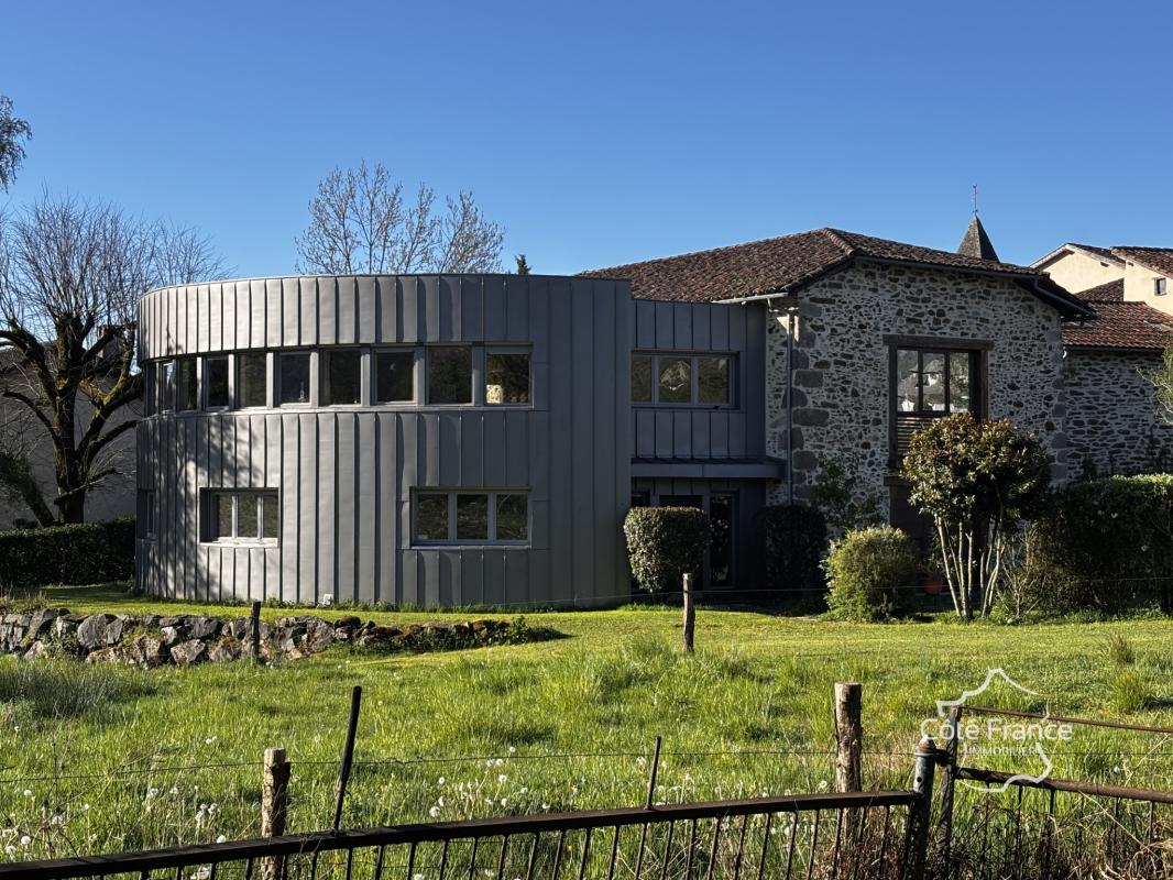 Maison d'architecture exceptionnelle de 265 m2 habitable à S - Photo 2