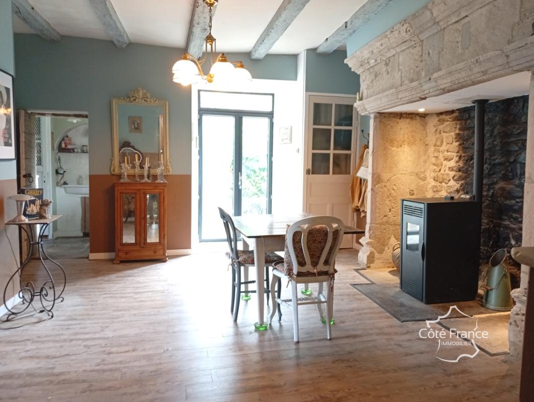 Charmante maison de village rénovée (DPE B), avec terrasses - Photo 5