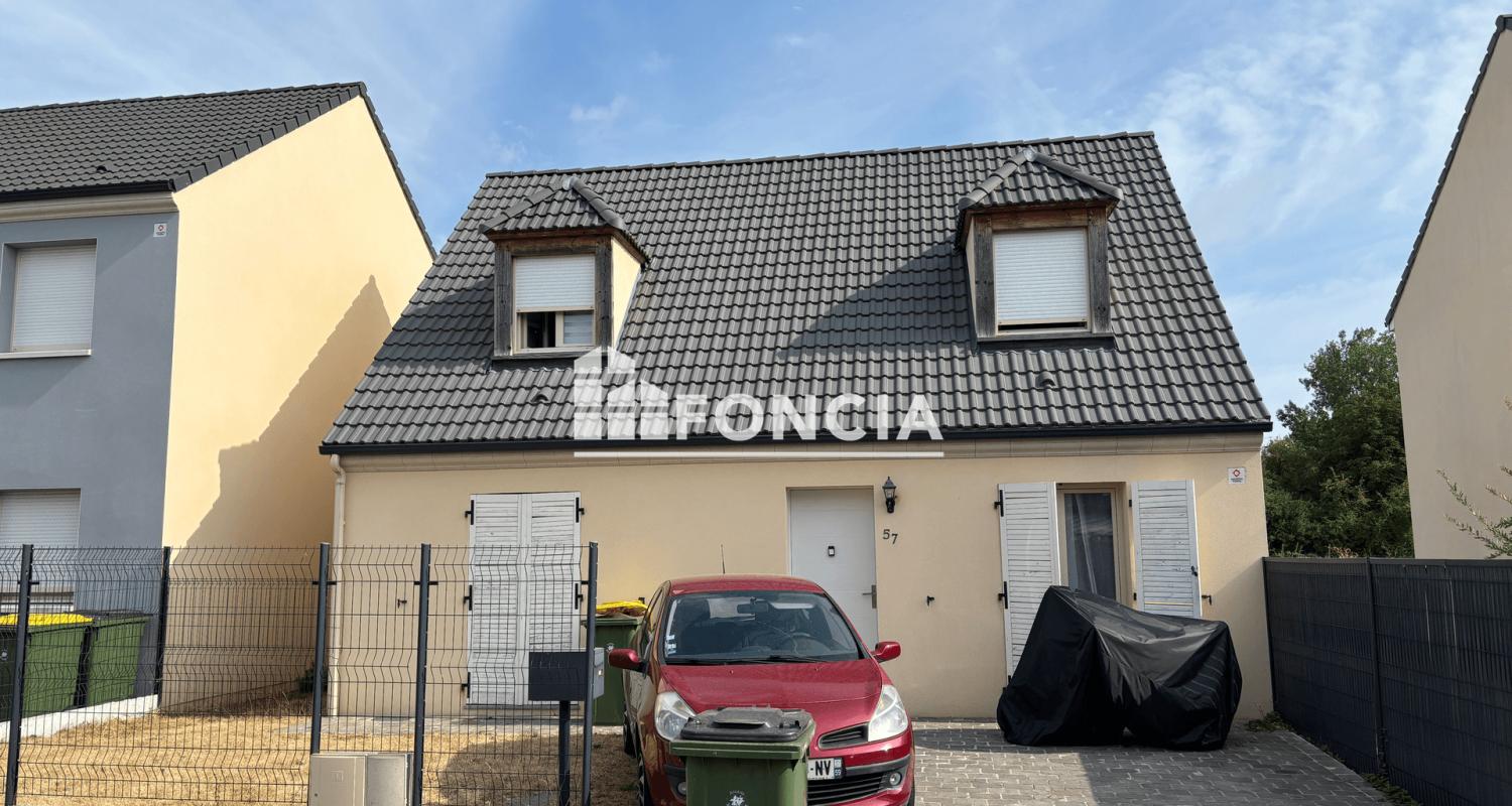 EXCLUSIVITE SALOUEL PAVILLON DE 92,89 M2 VENDU LOUE 1200 € / MENSUEL
