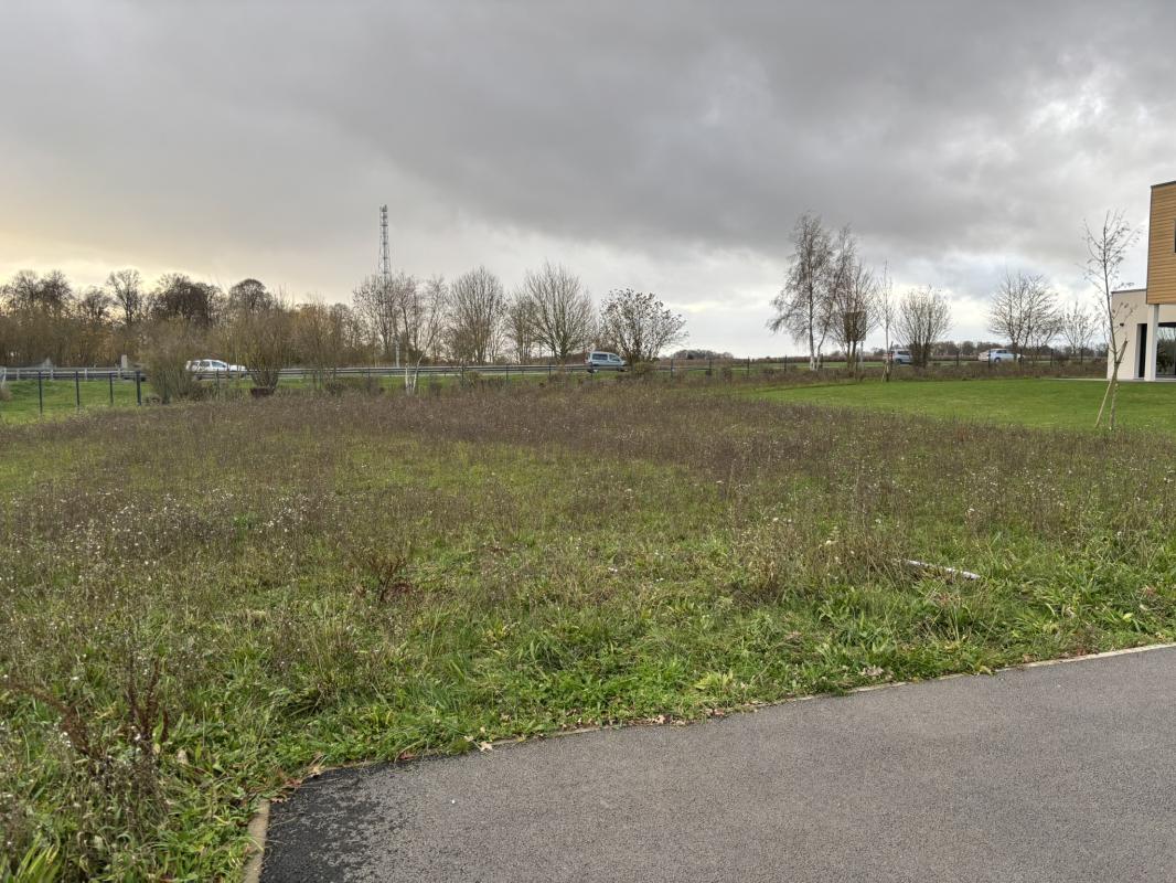 Immo80 – L'immobilier à Amiens et dans la Somme-Terrain constructible pour usage professionnel – FLIXECOURT