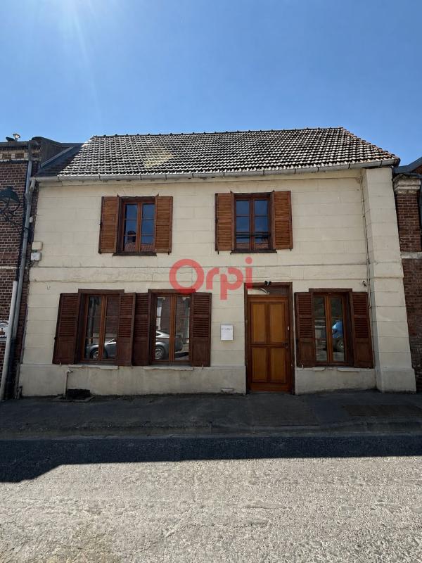 ✨ En exclusivité Orpi Albert – Maison semi-mitoyenne entièrement rénovée avec jardin à BRAY-SUR-SOMME