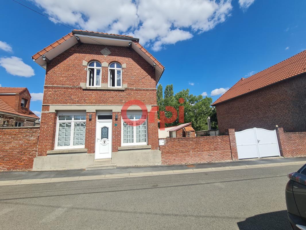 Jolie bâtisse à vendre !