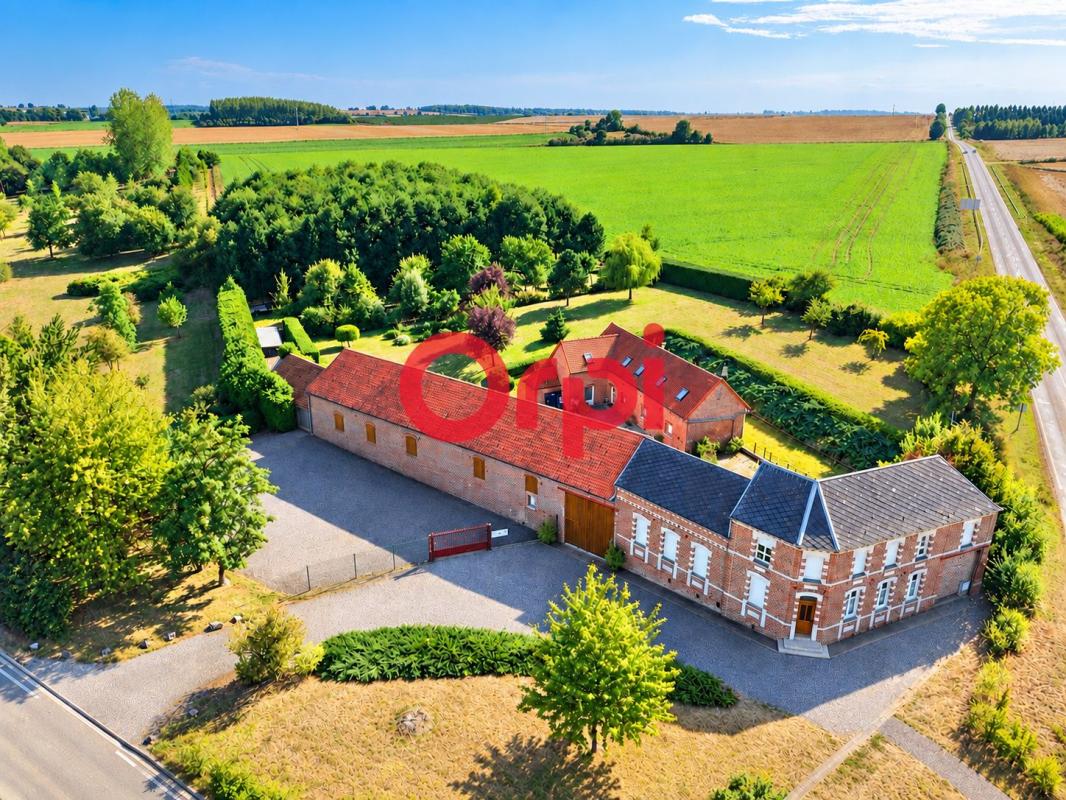 ⭕️Dans votre agence ORPI Albert, HEDAUVILLE - 20 pièces 590m²Ensemble immobilier, 4 logements