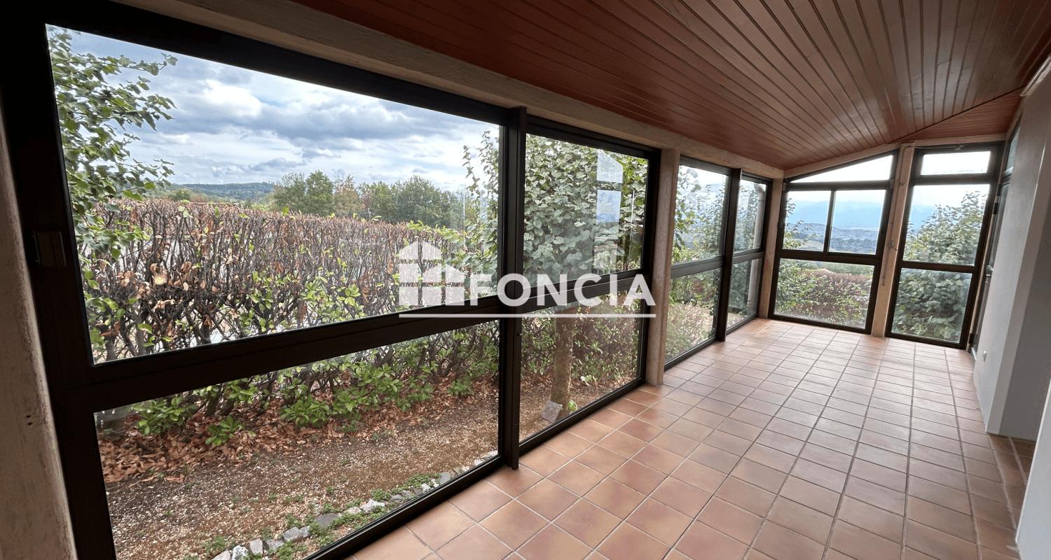Maison des années 70 avec magnifique vue sur les Pyrénées – Burlats