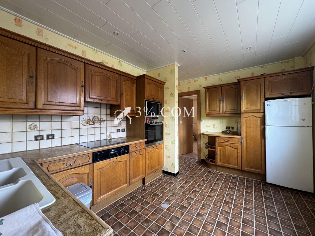 3%COM Jolie maison avec 4 chambres, véranda et jardin - Photo 4