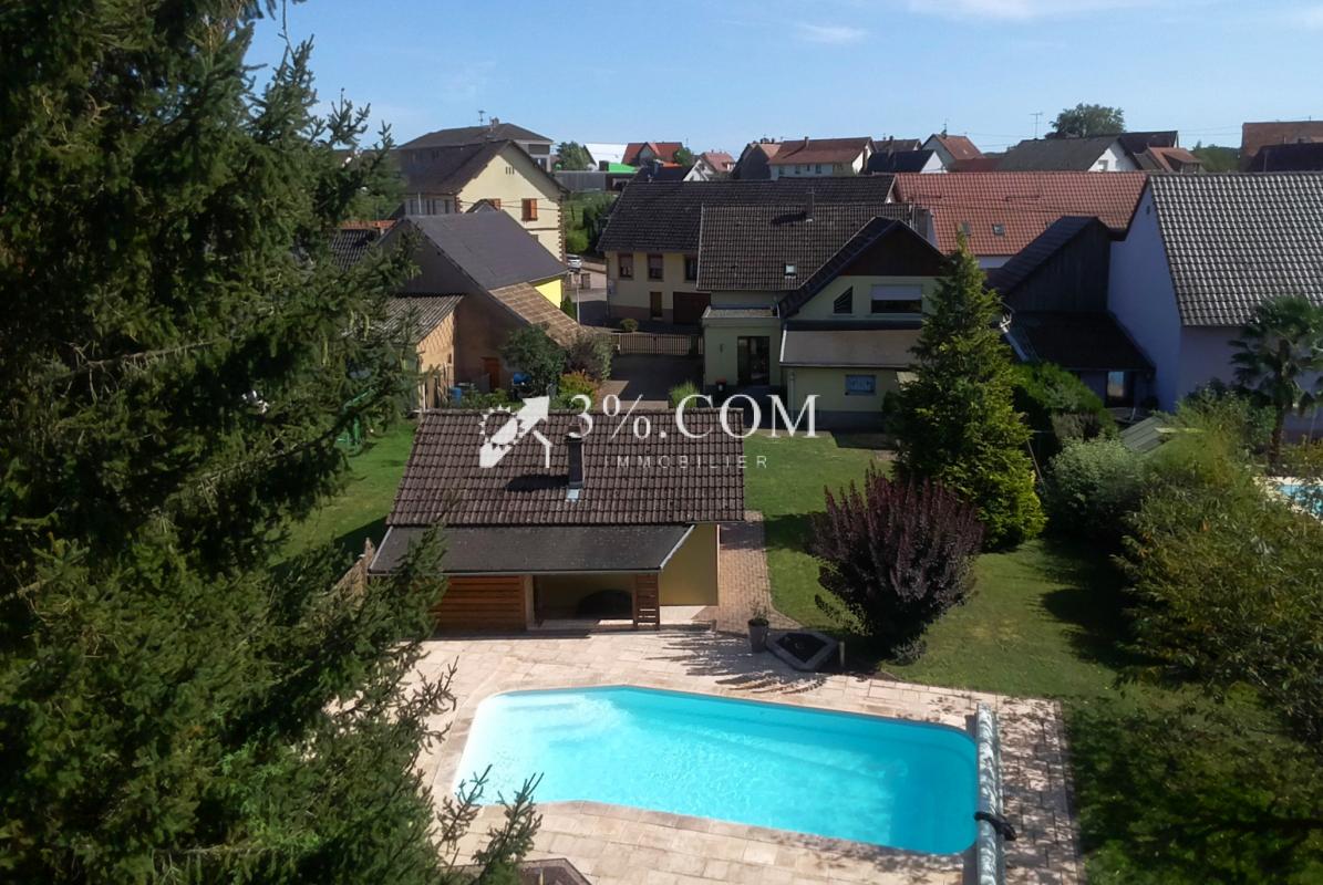 3%COM Belle maison avec piscine sur 10 ares - Photo 3