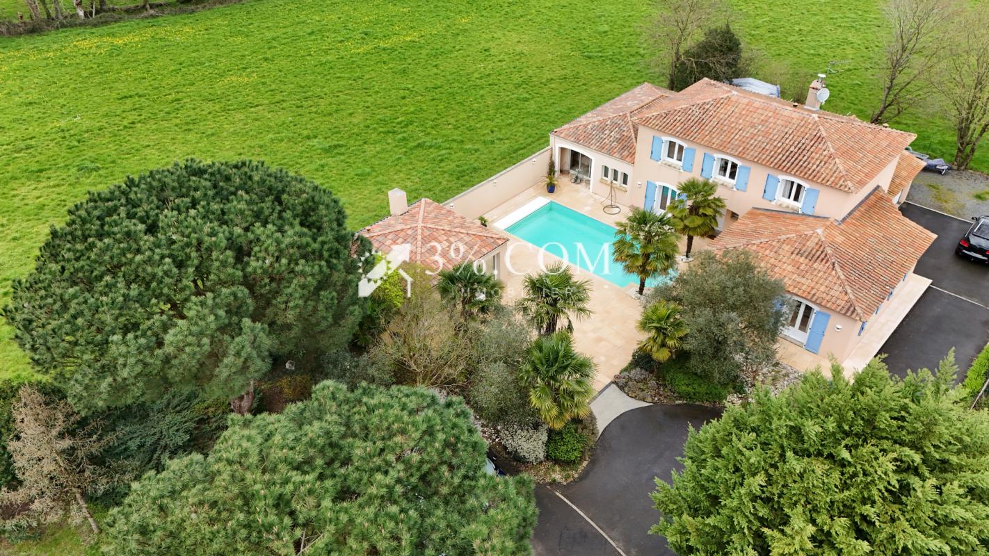 SUPERBE MAISON DE 230m2 - A 20MN DE NANTES - Photo 5