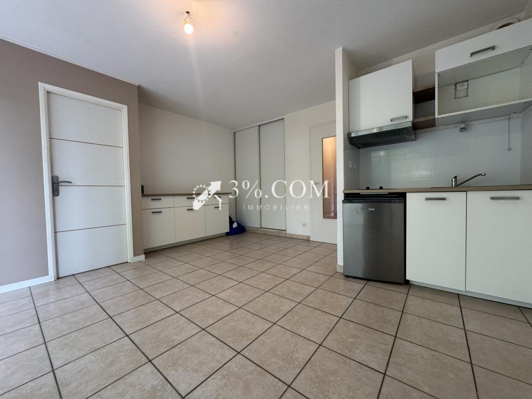 3%.COM Appartement  F2  avec terrasse et parking - Photo 2