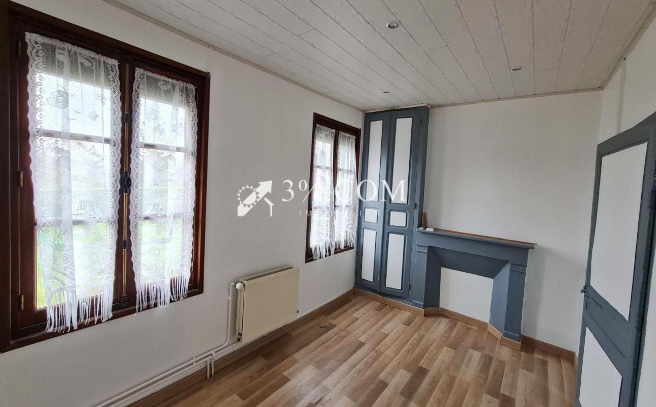 Oisemont : Maison de village  1 / 2 CH, courette, garage - Photo 5