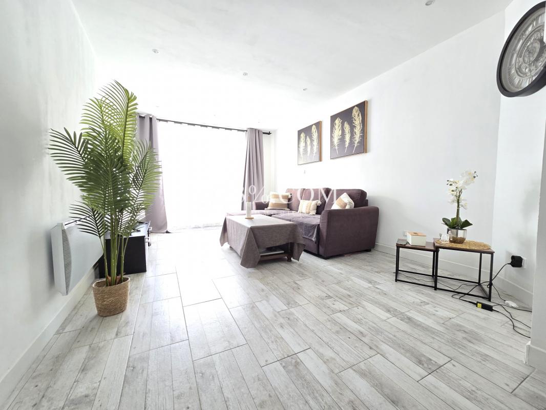 MAISON 88 m2 : 3 chambres, terrasse - Photo 2