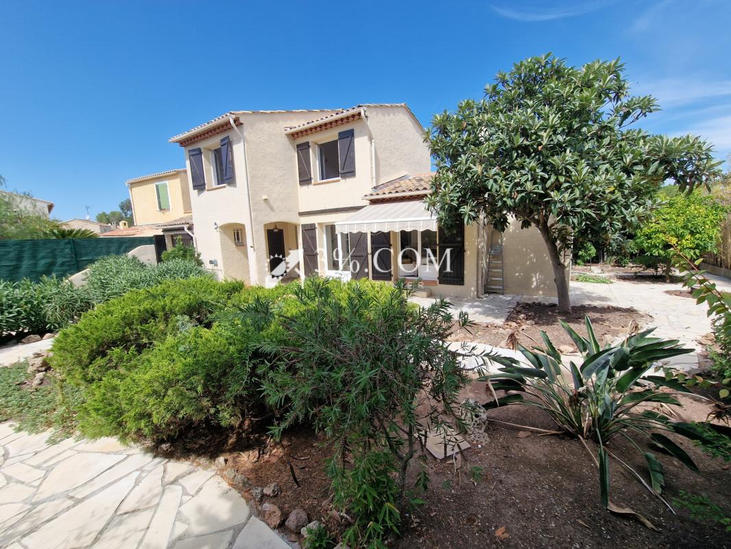 Maison à vendre, 5 pièces, 96 m², Saint Raphael