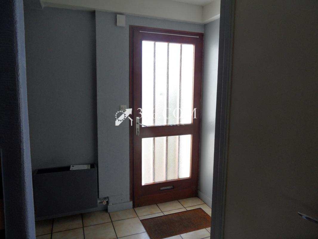 3%.COM MAISON 6 PIECES DE 108M2 SUR PARCELLE DE 574M2 - Photo 4