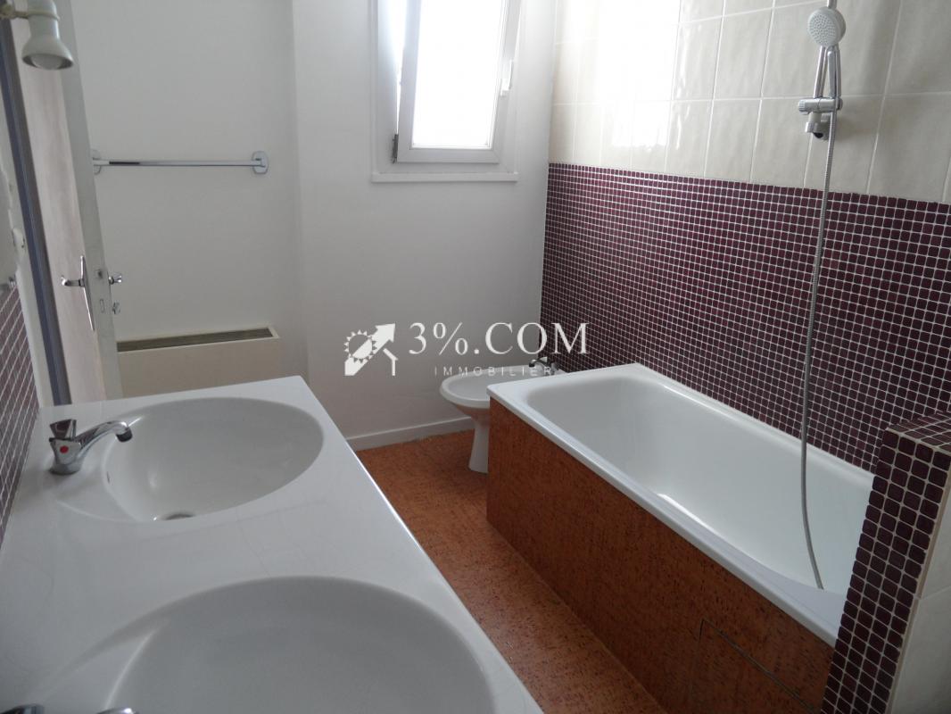 3%.COM MAISON 6 PIECES DE 108M2 SUR PARCELLE DE 574M2 - Photo 5