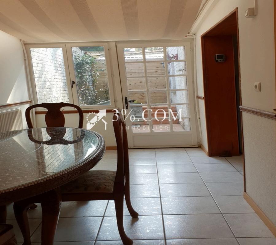 3%.COM-Roubaix, immeuble de rapport 95m2 avec extérieur - Photo 3