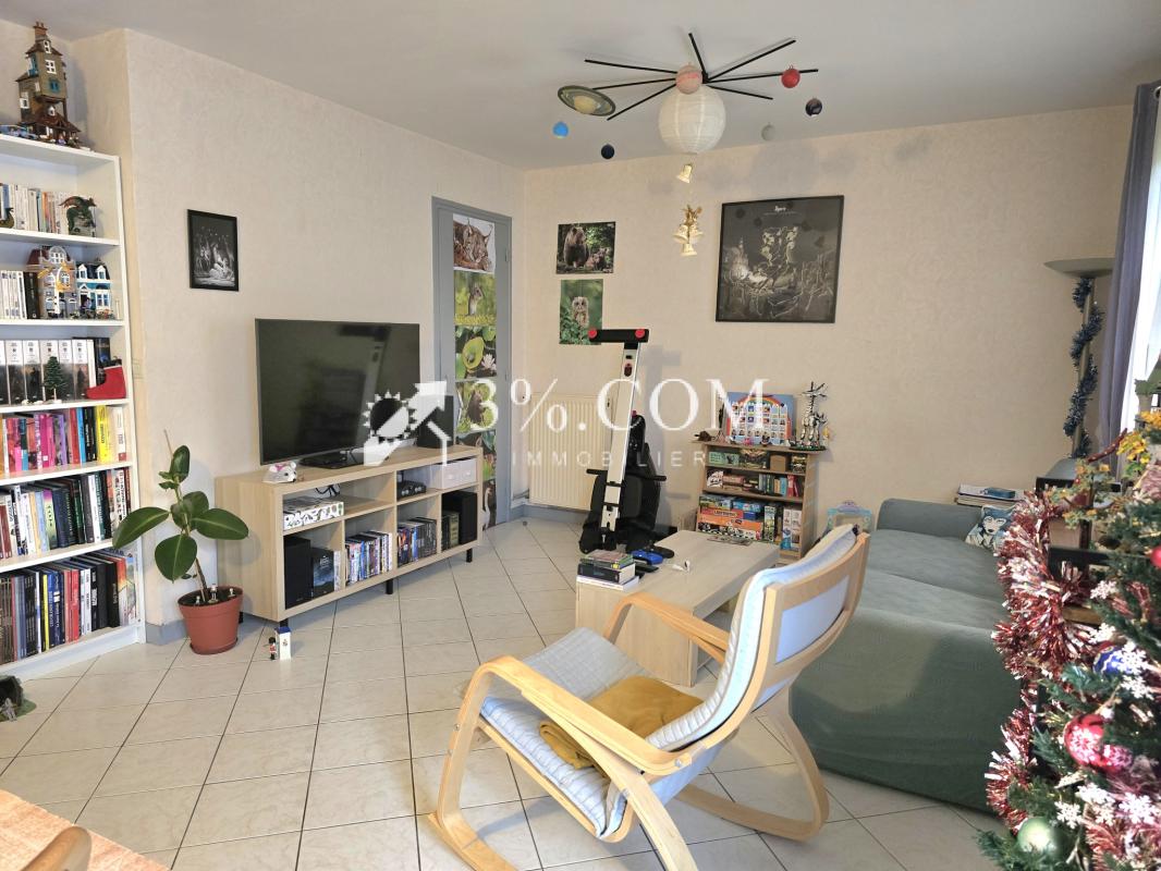Appartement T4 de 68 m2 avec balcon et cave - Photo 2