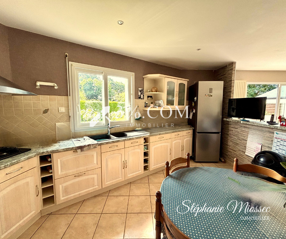 LANTIC   Maison traditionnelle de 119 m2 sur un terrain de p - Photo 3