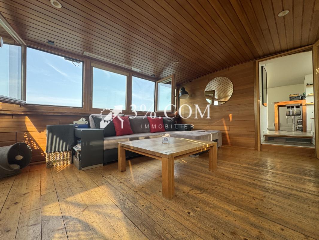 3%COM Péniche d'habitation  avec spa et piscine située à Eck - Photo 3