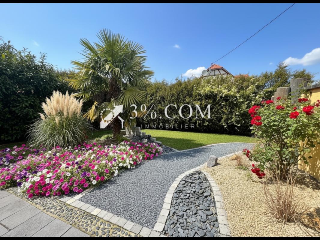 3%COM Jolie maison avec piscine et spa sur 8 ares - Photo 4