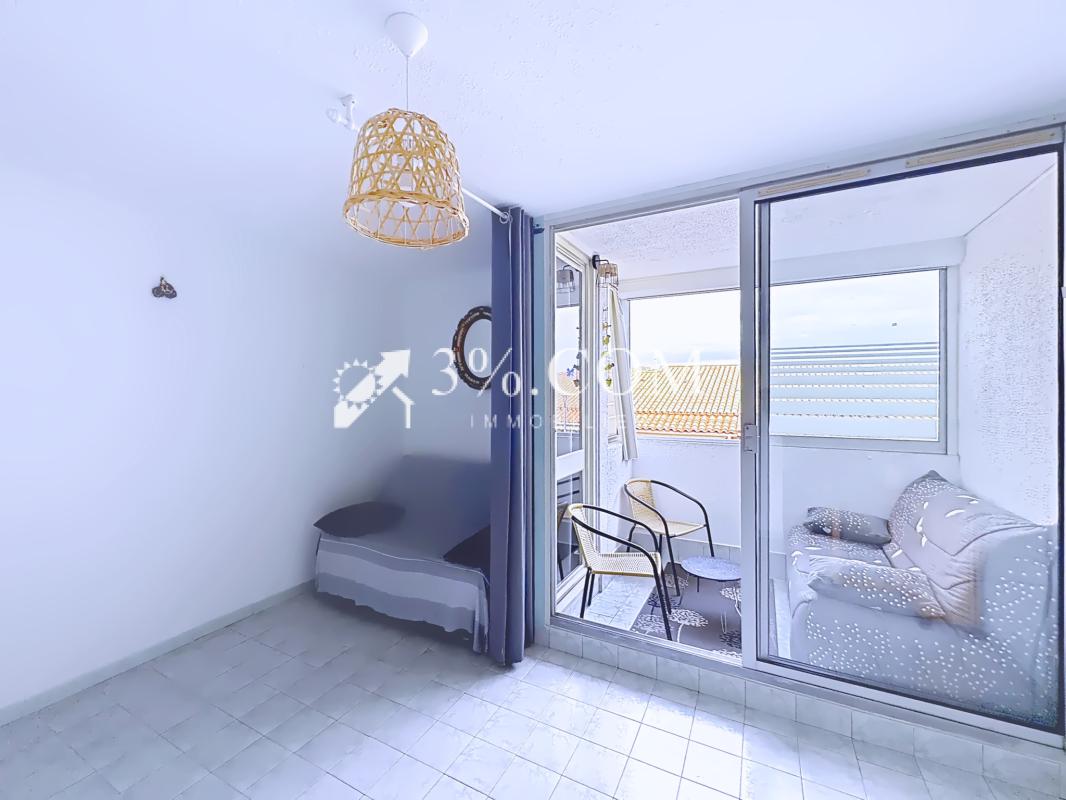 Charmant studio lumineux de 22.5 m2 avec loggia à deux pas d - Photo 4