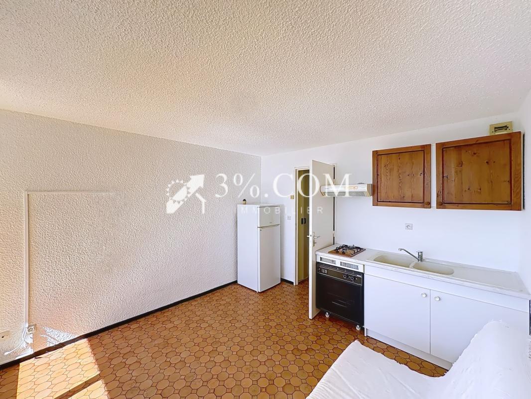 Studio de 27.4 m2 avec loggia, vue sur les Salins, piscine e - Photo 5