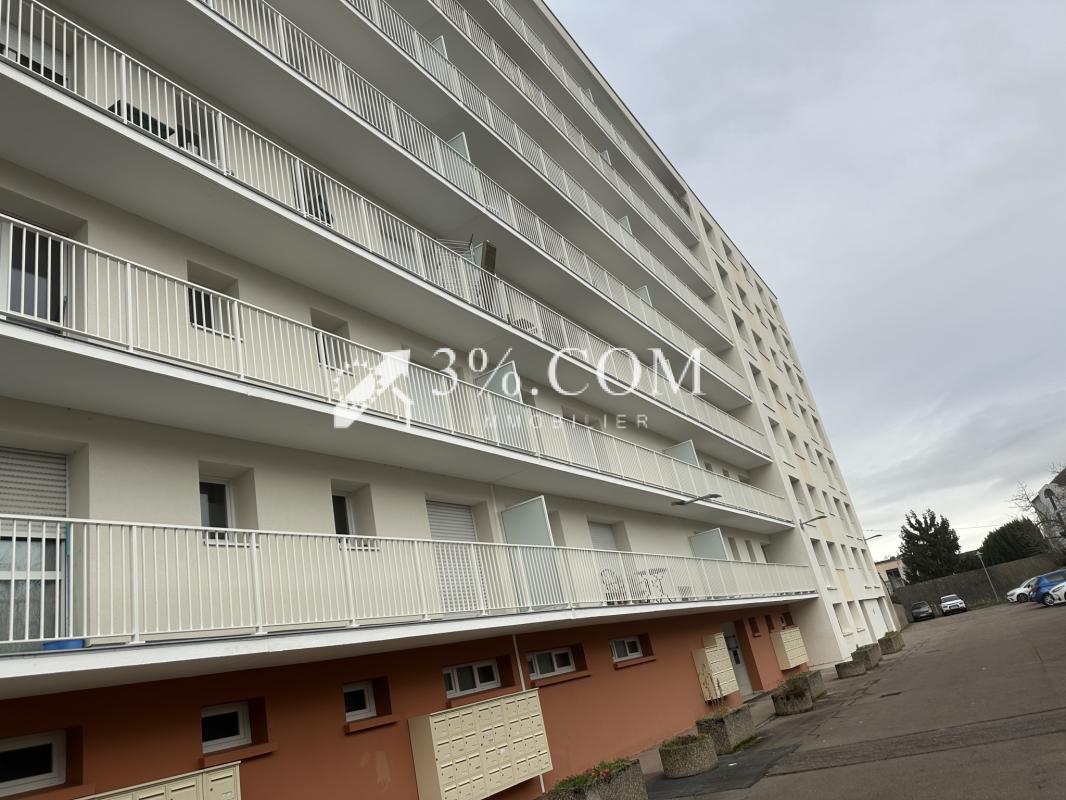 APPARTEMENT 40 M2 - BALCON - CAVE - PLACE DE PARKING - Photo 5