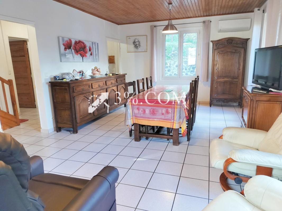 Maison de 105 m2 avec cour et jardin de 300m2 + parcelle de - Photo 4