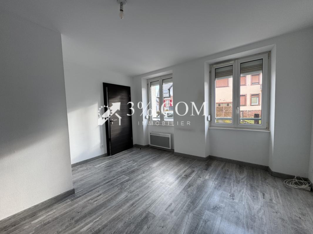 3%COM Maison rénovée avec jardin à Dossenheim sur ZINSEL - Photo 5
