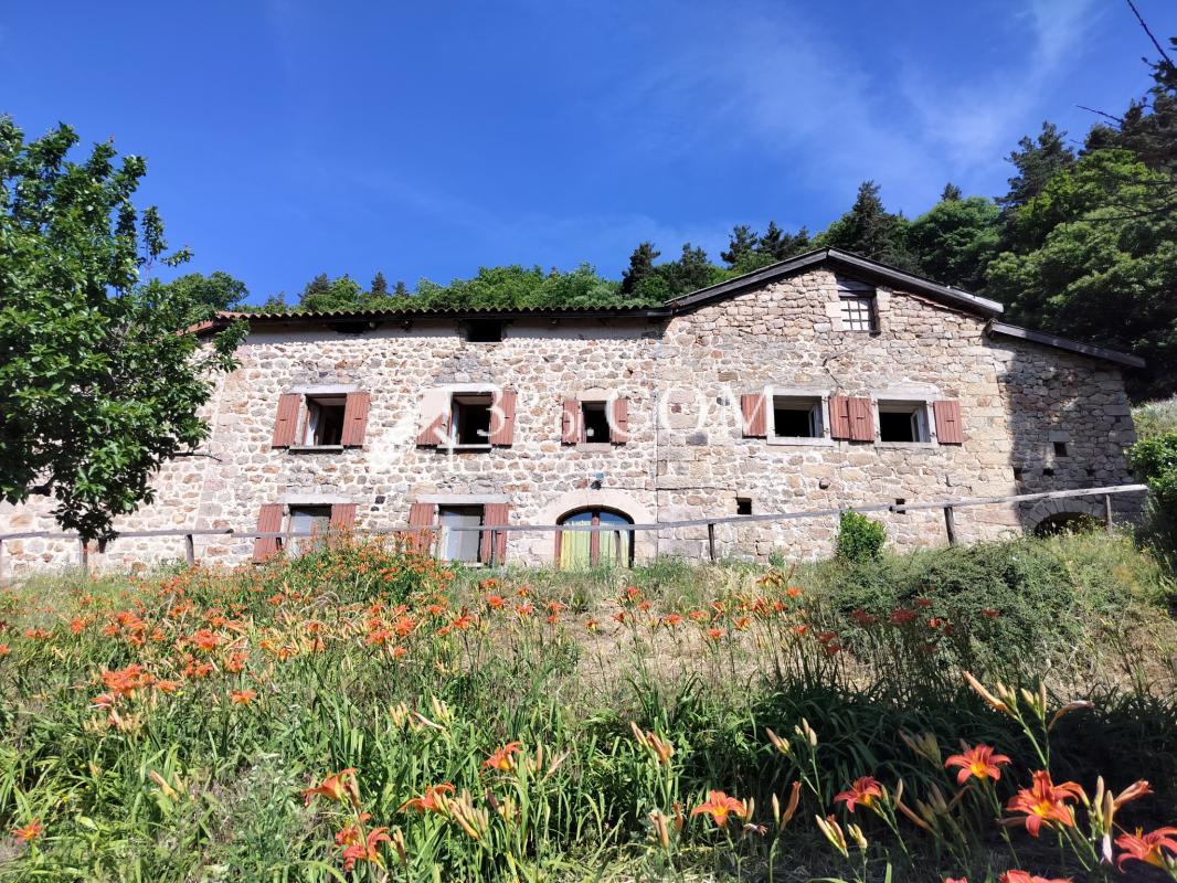 Propriété en pierre de 195m2 habitables et toutes ses dépend - Photo 2