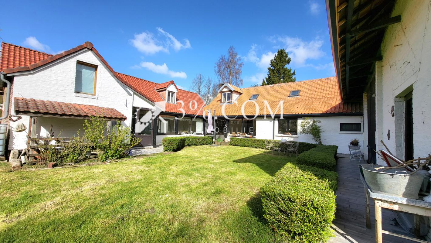 Maison à vendre, 10 pièces, 268 m², Lestrem