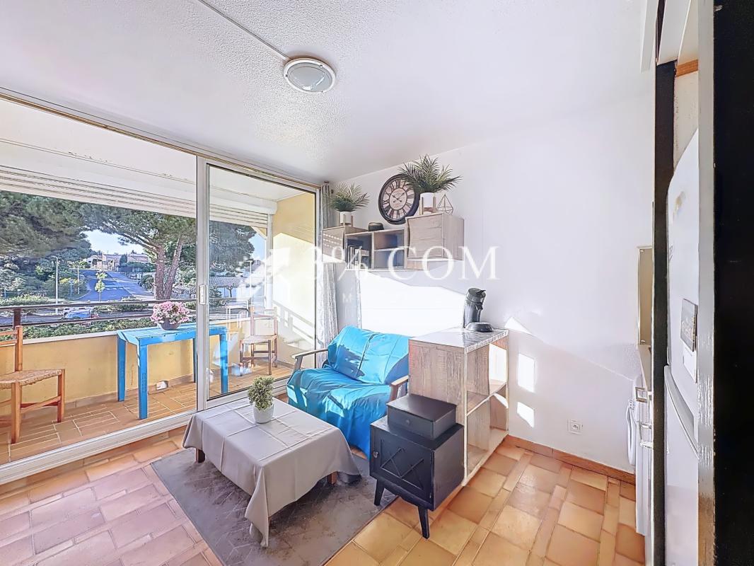 Appartement 3 pièces: 1 chambre  + Cabine de 24 m2 avec balc - Photo 4