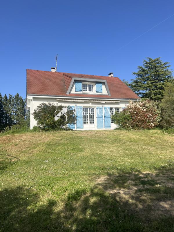 3%. COM IMMOBILIER À  BONNES - Photo 2