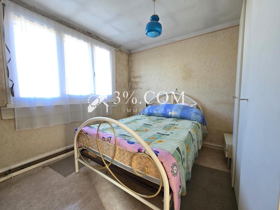 Maison 1960 avec 3 chambres + jardin avant et arrière quarti - Photo 3
