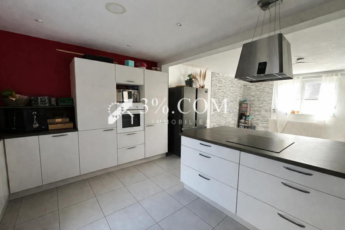 MAISON FAMILIALE 121 M2 - GARAGE - TERRAIN - Photo 2