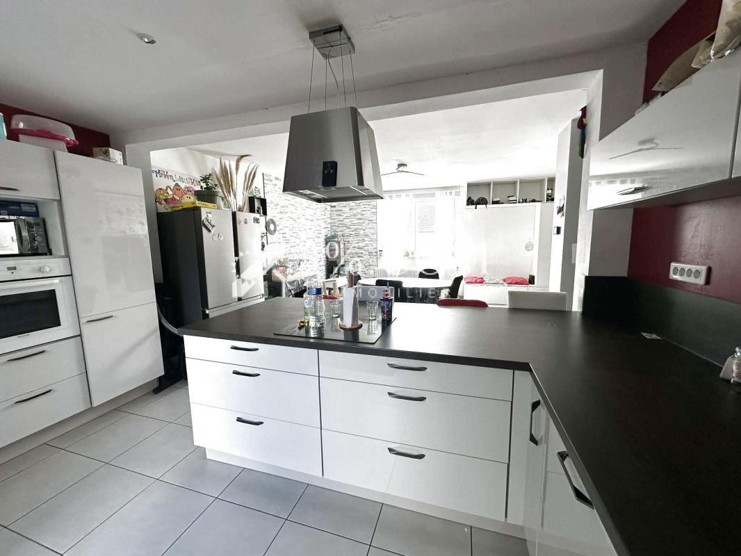 MAISON FAMILIALE 121 M2 - GARAGE - TERRAIN - Photo 3