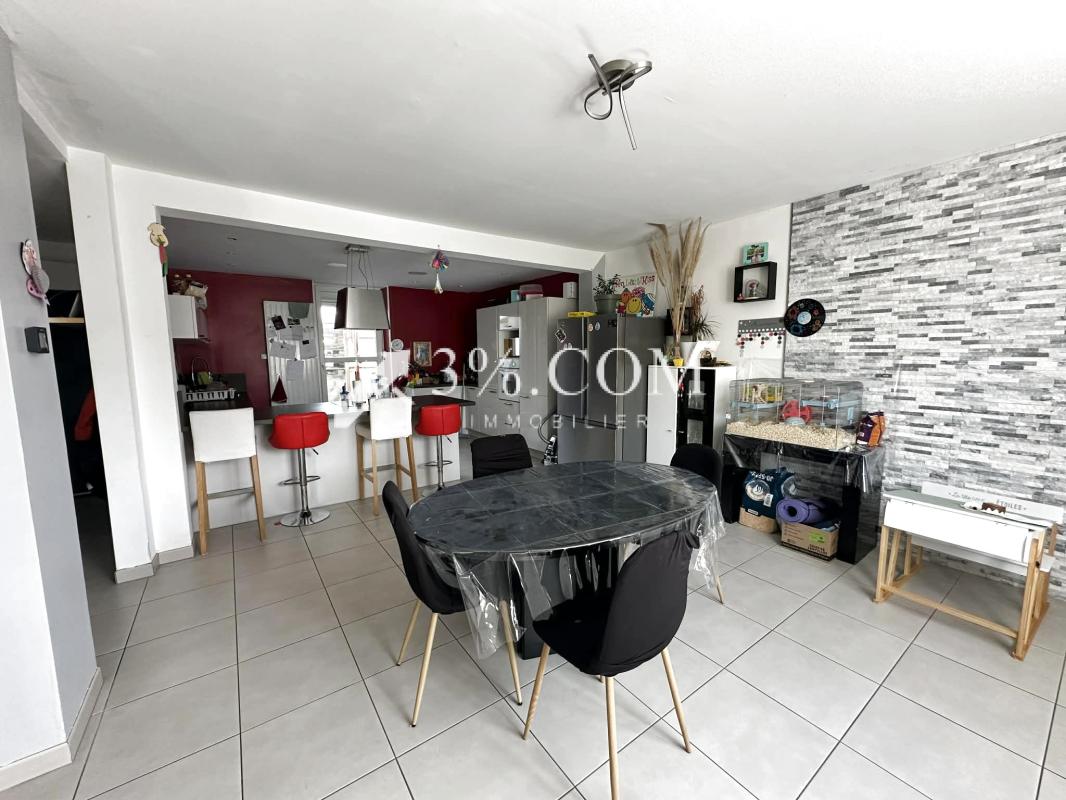 MAISON FAMILIALE 121 M2 - GARAGE - TERRAIN - Photo 4