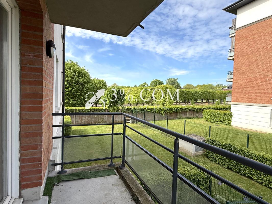 APPARTEMENT DE 61 M2 2 CH + EXT + PARKING - Photo 3