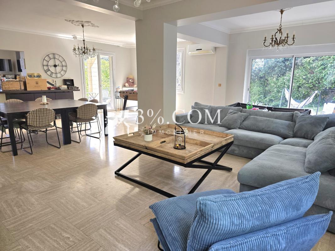 Villa de 200m2 et 5 chambres sur terrain clos et arboré de 1 - Photo 4
